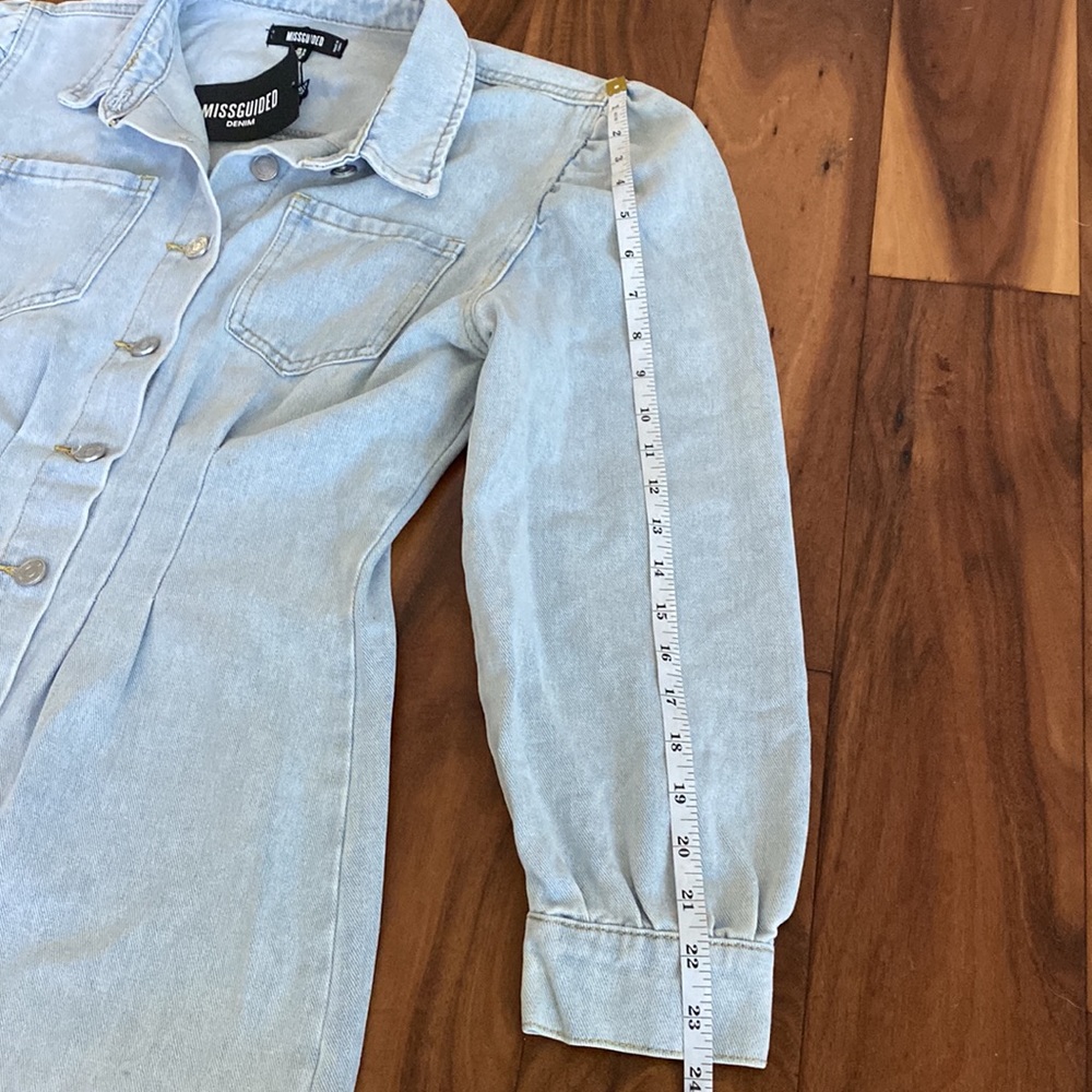 NEW! Misguided light blue cinched waist acid wash denim dress puff sleeves - Picture 7 of 11